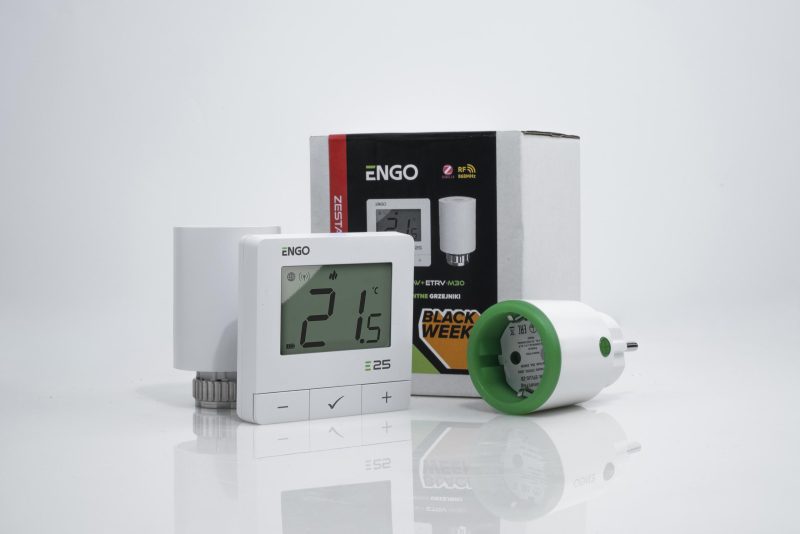ENGO Controls Inteligentný sada vykurovania Biely (E25-BATW + ETRV-M30 + EPlug WIFI)