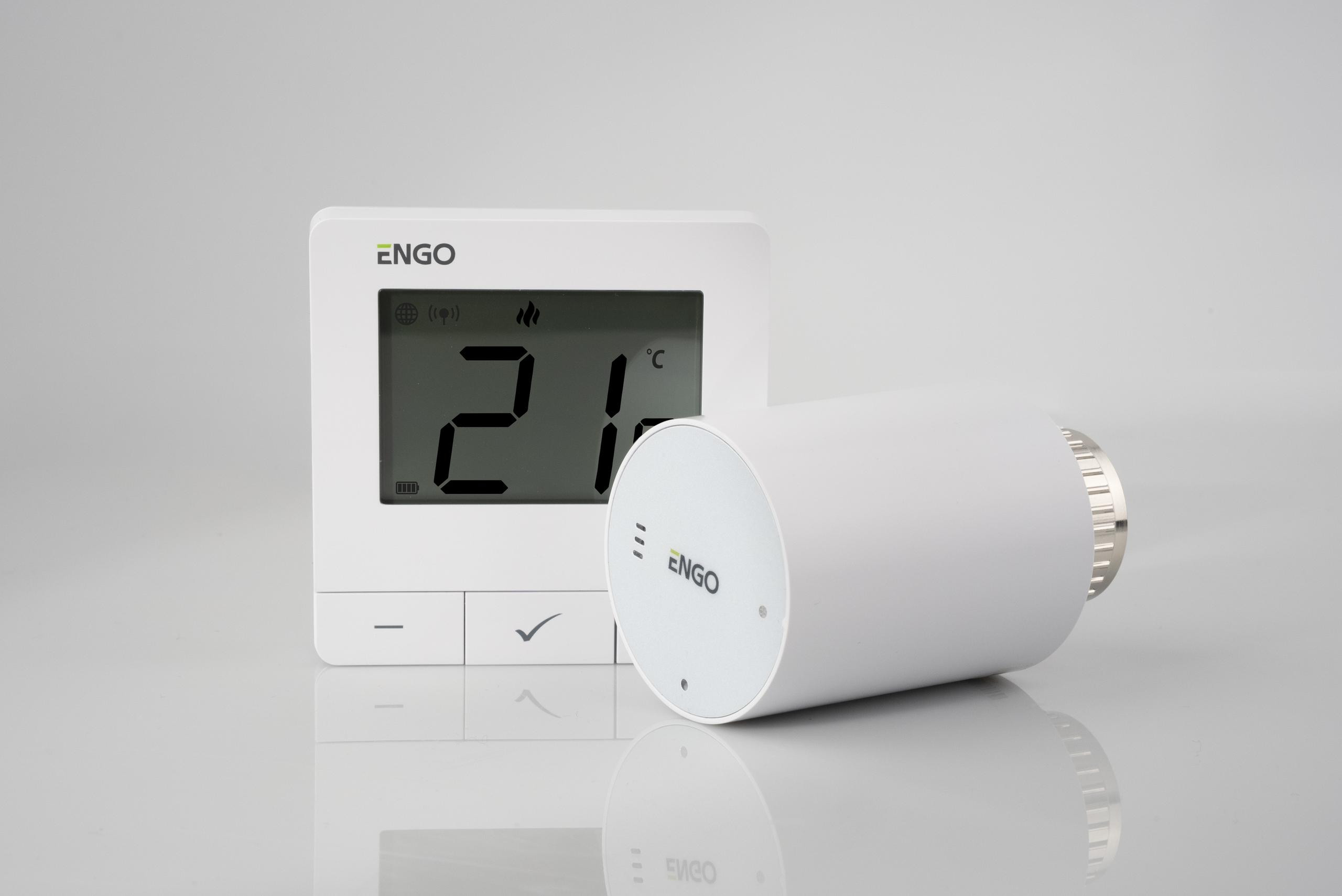 ENGO Controls Inteligentný sada vykurovania Biely (E25-BATW + ETRV-M30 + EPlug WIFI) – Obrázok 2