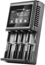 Nabíjačka valcových akumulátorov Li-ion a Ni-MH everActive UC-4000, 4 kanály, LCD, USB – Obrázok 3